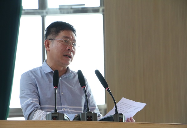 副校长刘志坚致欢迎词 (1).JPG 副校长刘志坚致欢迎词 (1).JPG